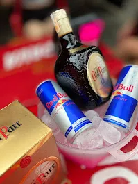 Combo Old Parr e Red Bull Gelado no Balde